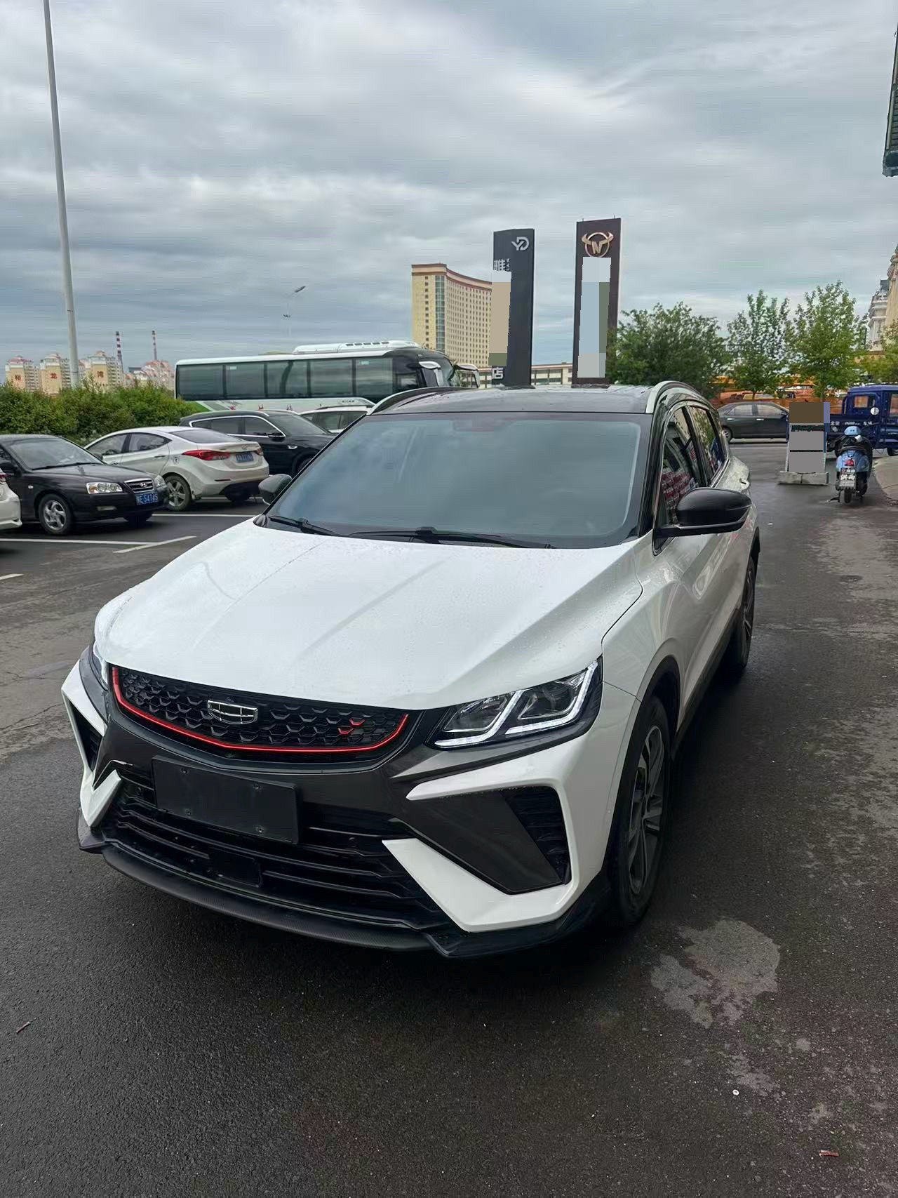 GEELY Coolray 2021 GEELY Coolray 2021 car image