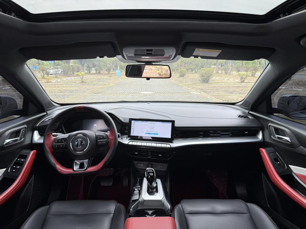 2022 #10 2022 car image #10
