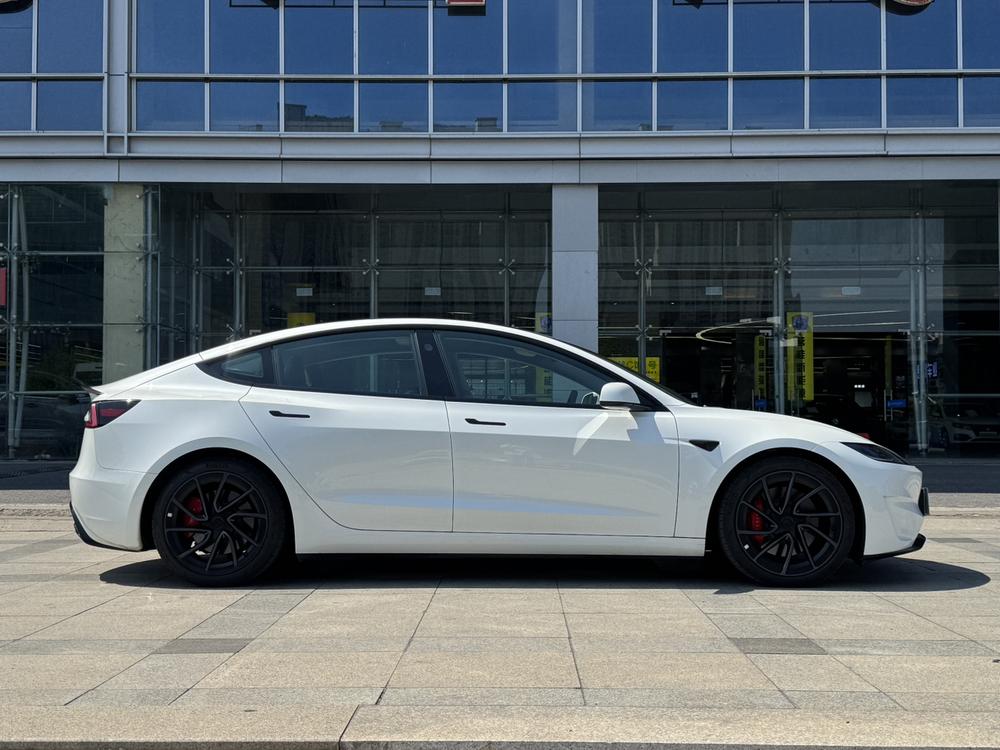 Tesla Model 3 2025 #8 Tesla Model 3 2025 car image #8