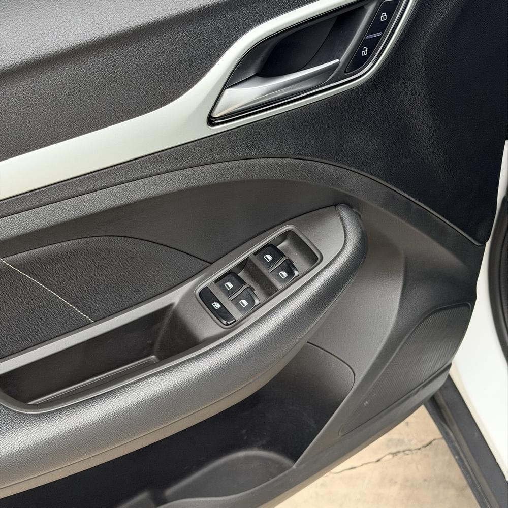 MG ZS 2017 #21 MG ZS 2017 car image #21