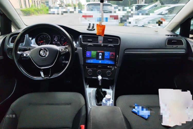 Volkswagen Golf 2017 car image #11