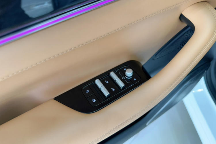 GEELY Boyue L 2025 изображение автомобиля #14