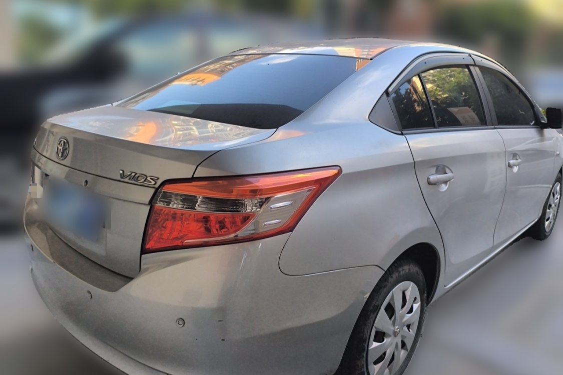 Toyota Vios 2015 immagine di auto #4