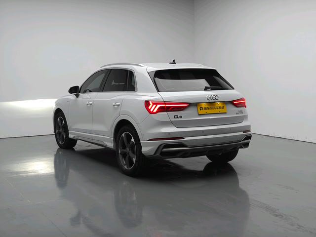 Audi Q3 2023 #4 Audi Q3 2023 car image #4