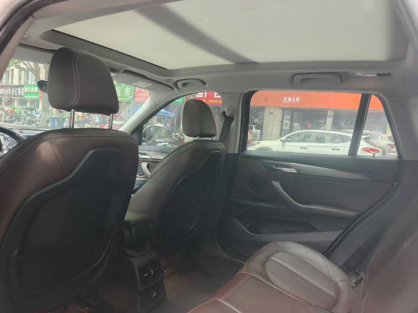 BMW X1 2017 #5 BMW X1 2017 car image #5