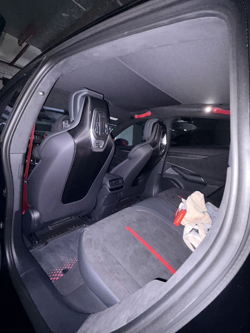 MI SU7 Ultra 2025 car image #4