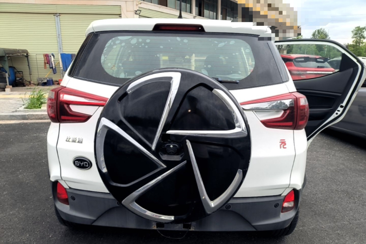 BYD Yuan 2018 car image #6