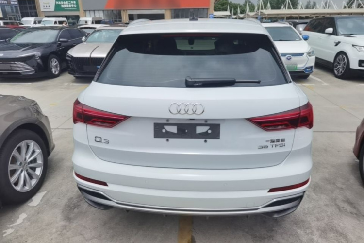 Audi Q3 2022 #4 Audi Q3 2022 car image #4
