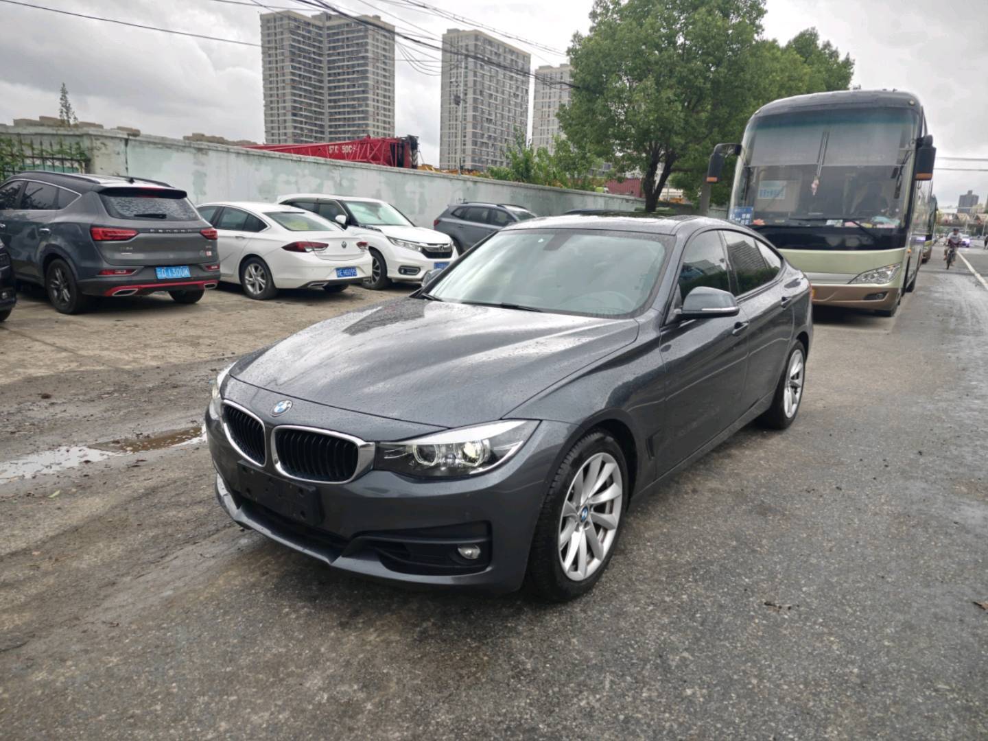BMW 3 Series GT 2018 imagem de carro 