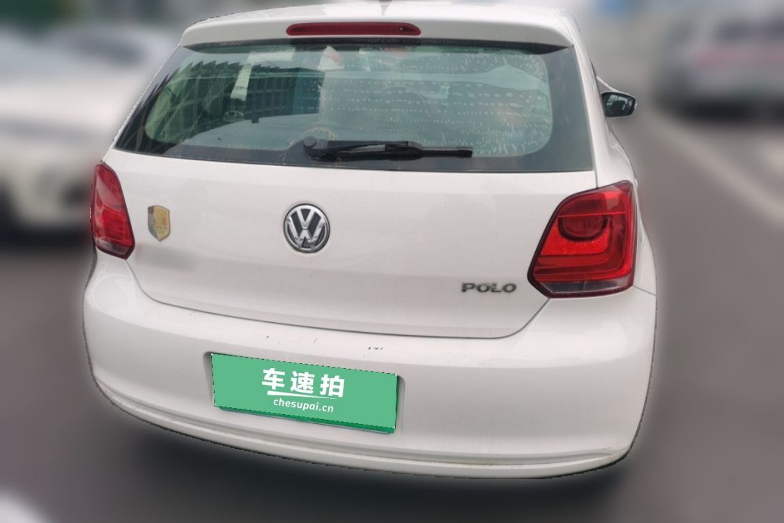 Volkswagen Polo 2013 car image #6