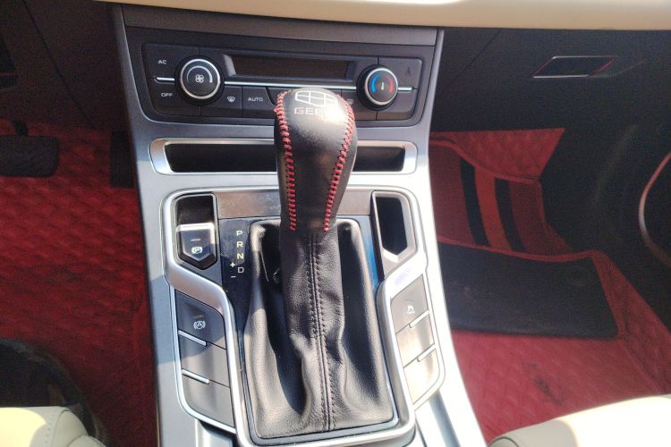 GEELY Emgrand 2019 #19 GEELY Emgrand 2019 car image #19