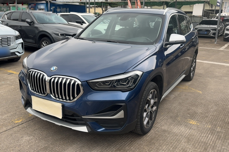 BMW X1 2022 car image #2