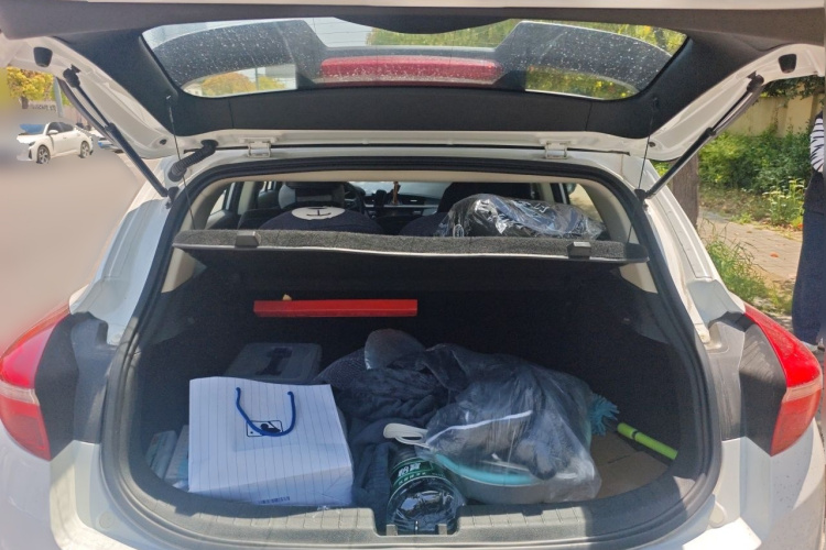 GEELY Emgrand GS 2017 car image #17