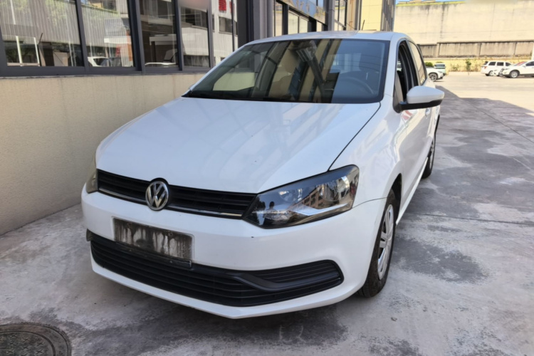 Volkswagen Polo 2015 #2 Volkswagen Polo 2015 car image #2