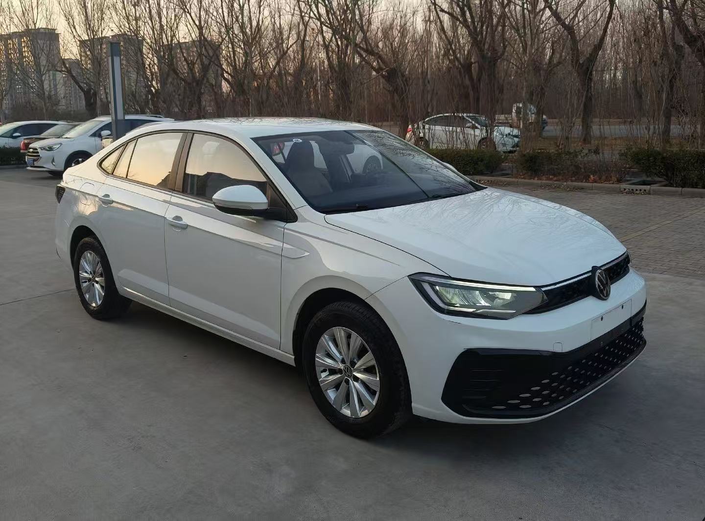Volkswagen Lavida 2024 car image #3