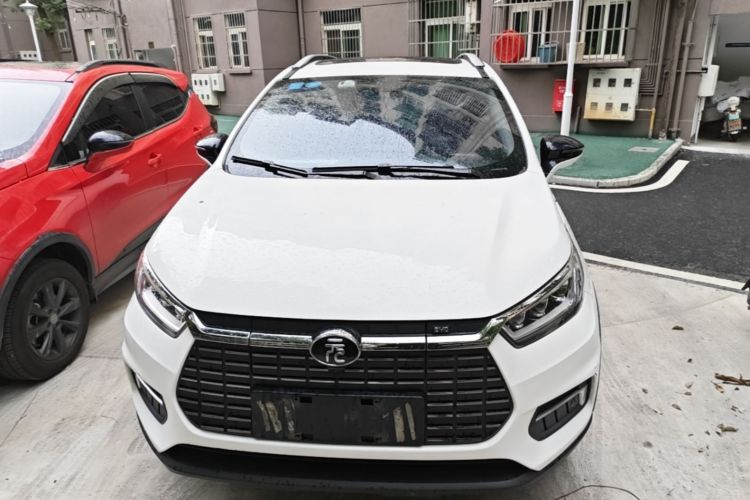 BYD Yuan New Energy 2019 immagine di auto #3
