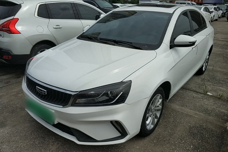 GEELY Emgrand 2022 car image #2