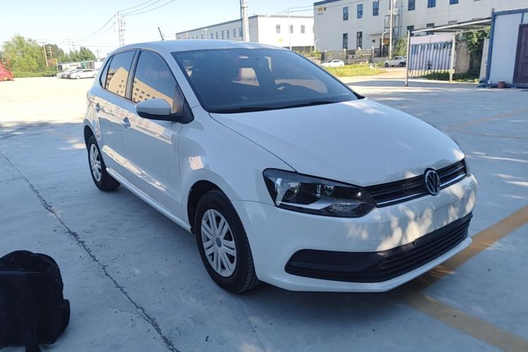 Volkswagen Polo 2019 car image #4