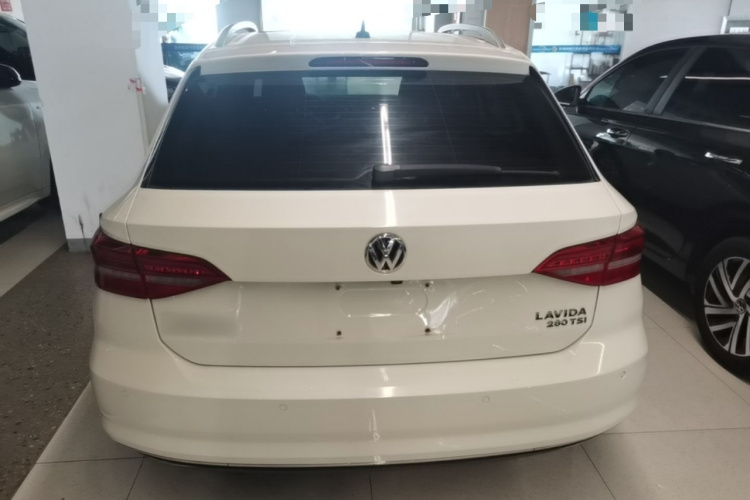 Volkswagen Lavida 2019 car image #4