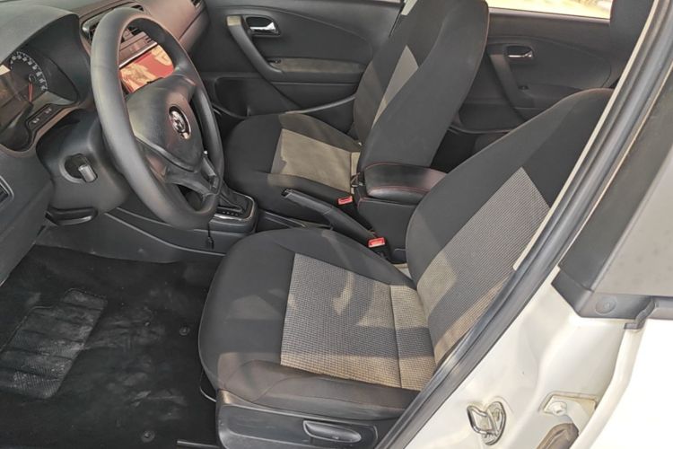 Volkswagen Polo 2017 #15 Volkswagen Polo 2017 car image #15