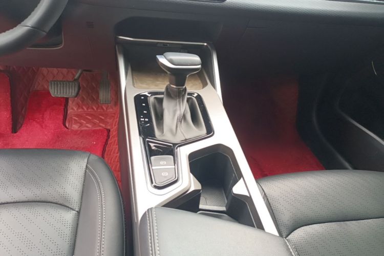 GEELY Emgrand 2024 image de voiture #14