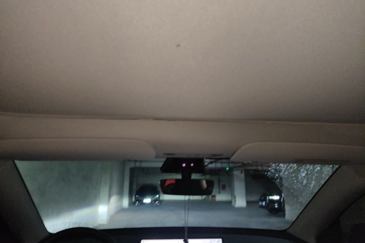 Tesla Model Y 2023 #20 Tesla Model Y 2023 car image #20