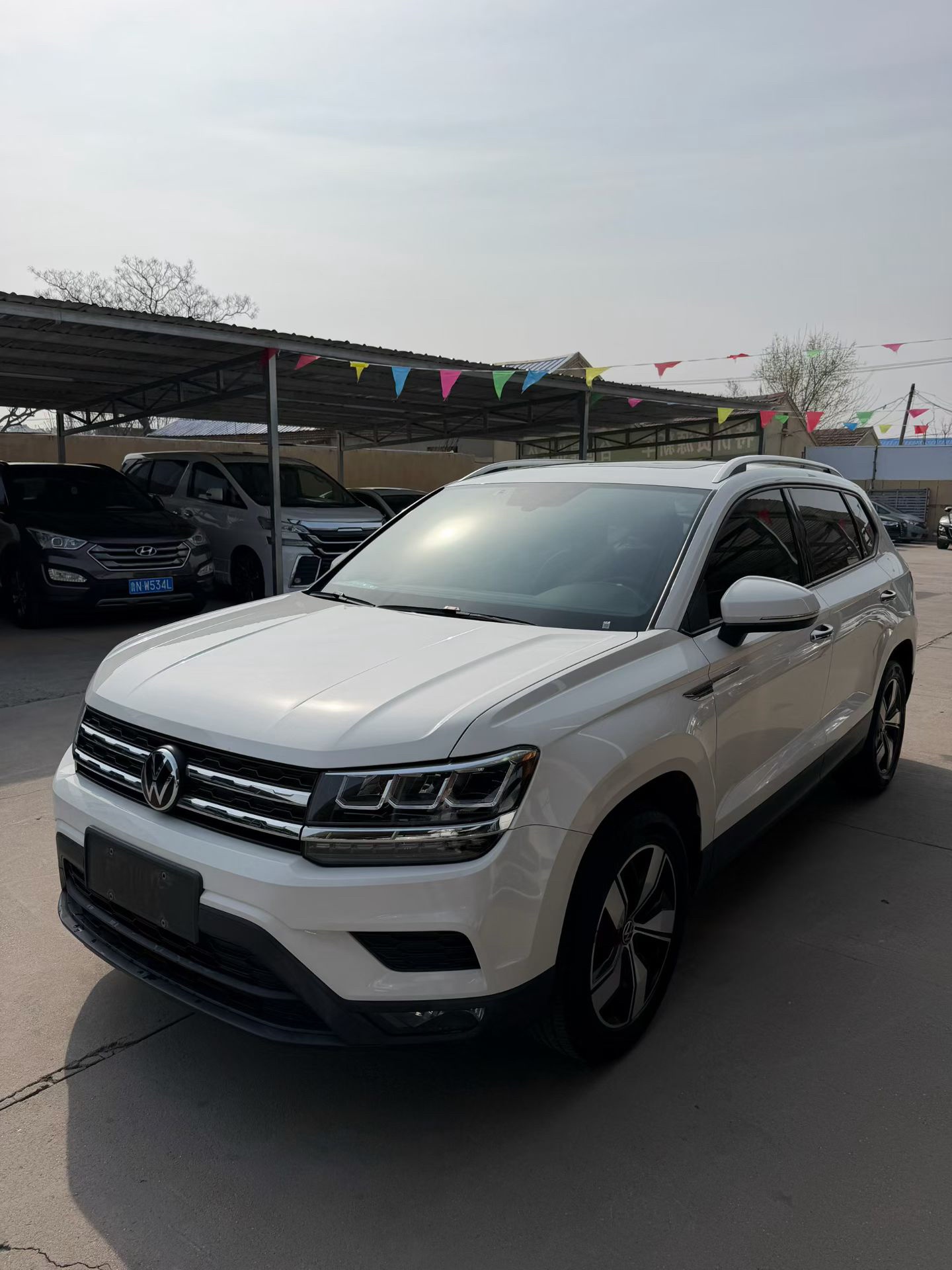 Volkswagen Tharu 2021 car image 