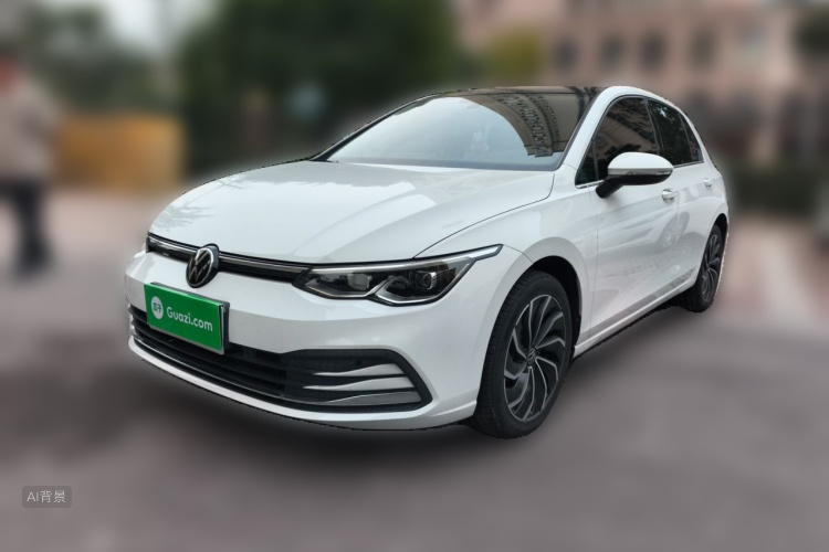 Volkswagen Golf 2023 car image #2