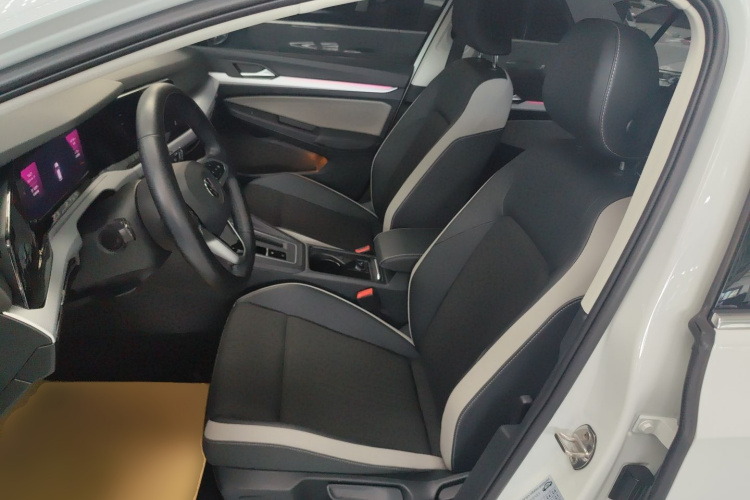 Volkswagen Golf 2020 imagen de coche #15