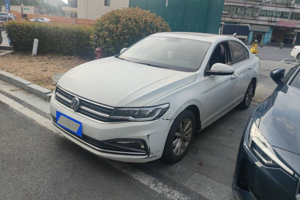 Volkswagen Bora 2018 car image 