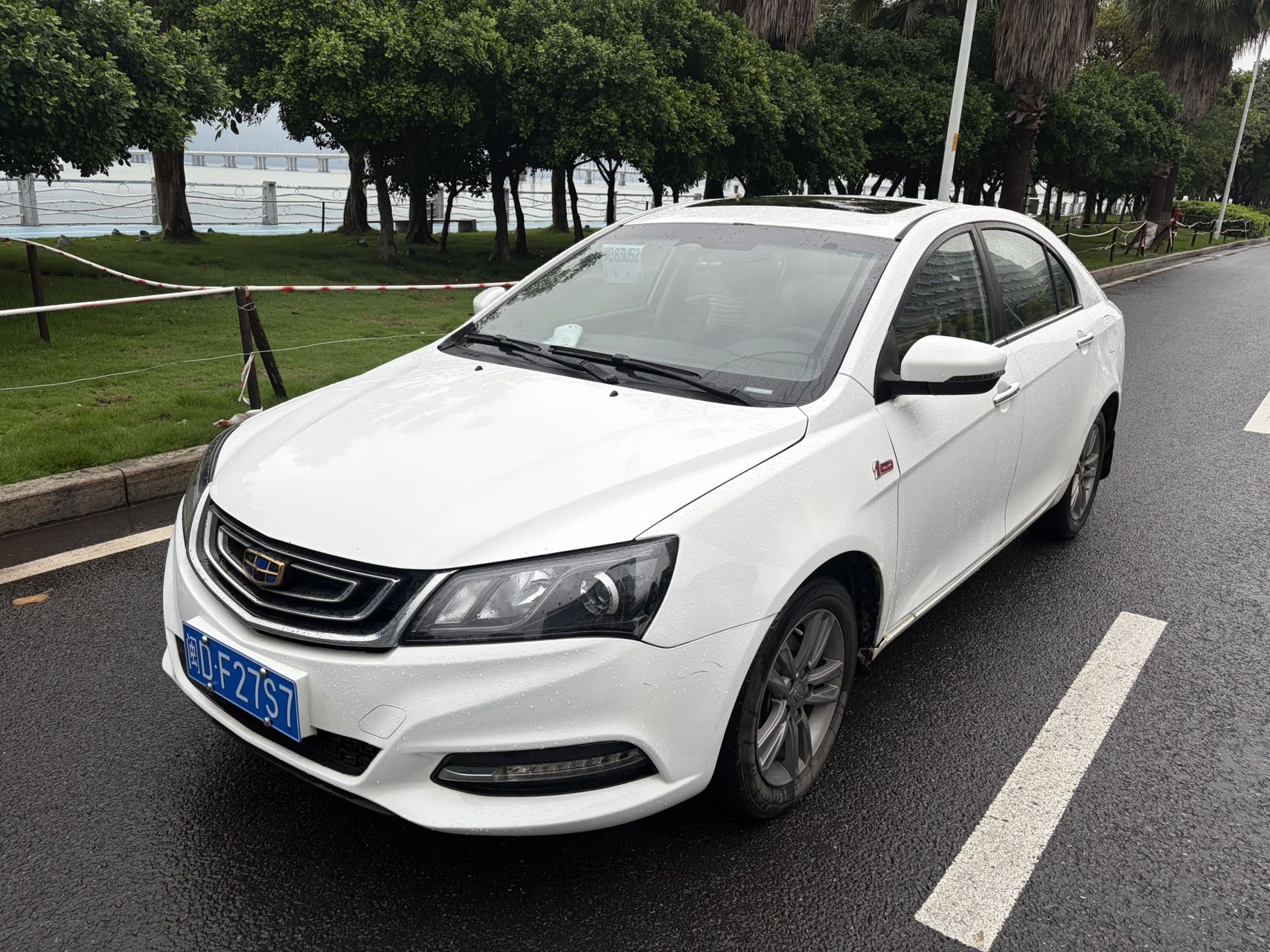 GEELY Emgrand 2018 car image 