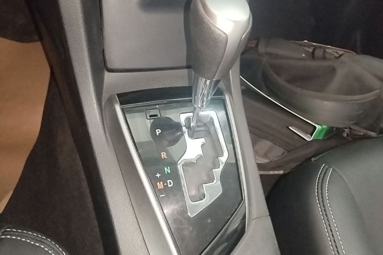 Toyota Corolla 2017 #14 Toyota Corolla 2017 car image #14