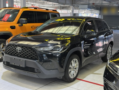 Toyota Corolla Cross 2024 immagine di auto 