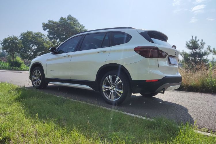 BMW X1 2018 #5 BMW X1 2018 car image #5