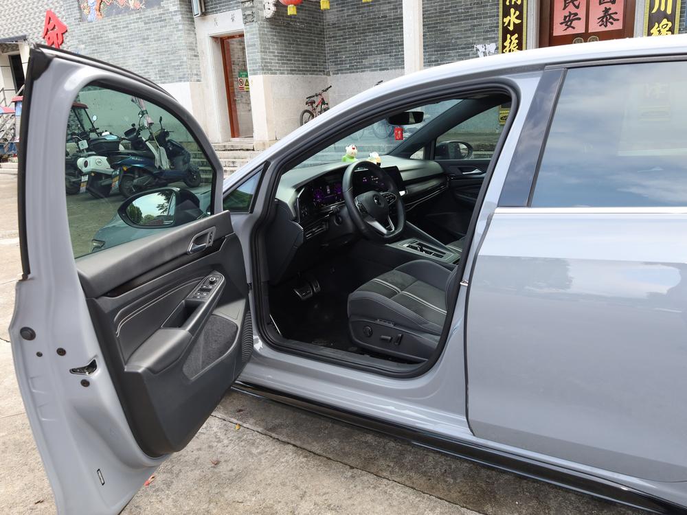 Volkswagen Golf 2024 image de voiture #28
