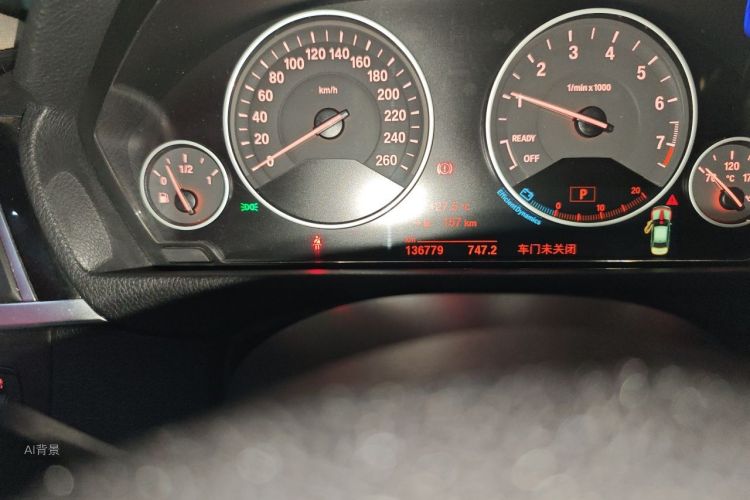 BMW 3 Series 2018 immagine di auto #14