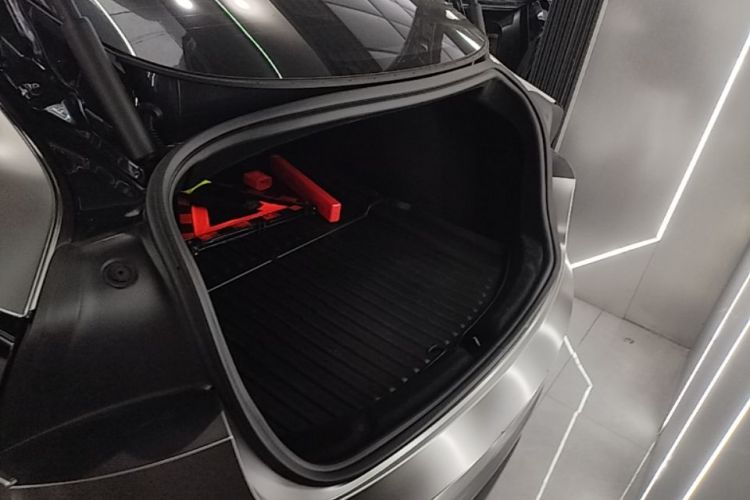 Tesla Model 3 2025 #19 Tesla Model 3 2025 car image #19
