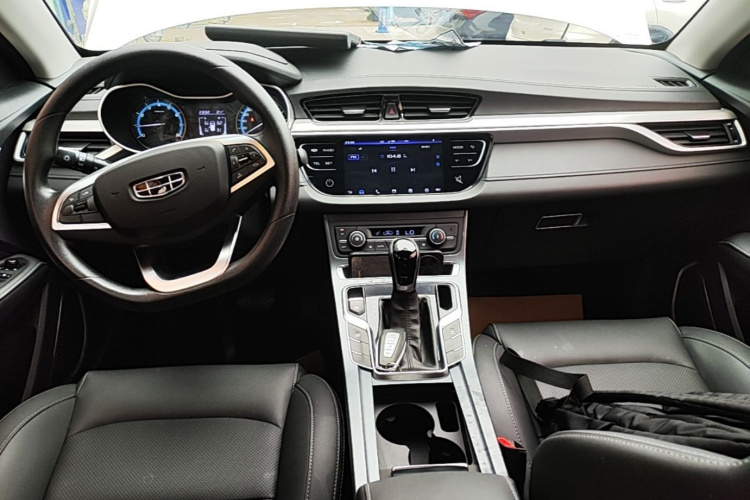 GEELY Emgrand 2020 #10 GEELY Emgrand 2020 car image #10