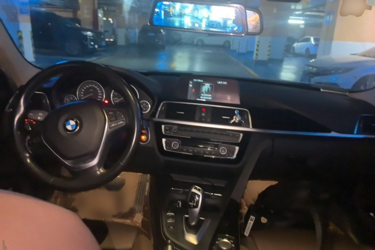 BMW 3 Series 2018 #12 BMW 3 Series 2018 imagen de coche #12