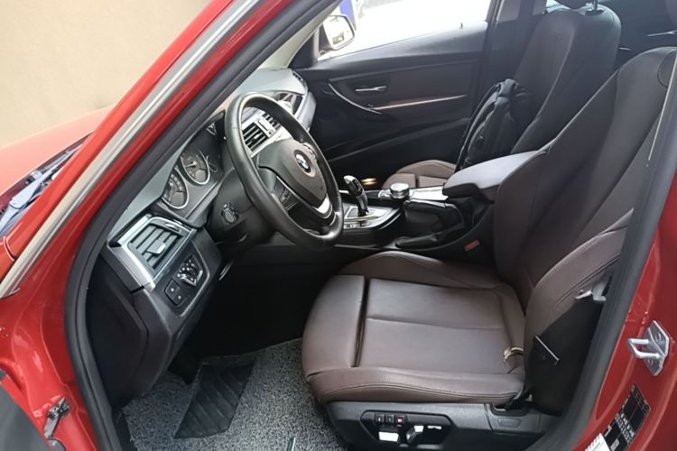 BMW 3 Series 2019 #15 BMW 3 Series 2019 car image #15