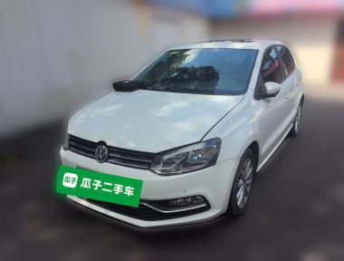 Volkswagen Polo 2015 Volkswagen Polo 2015 car image