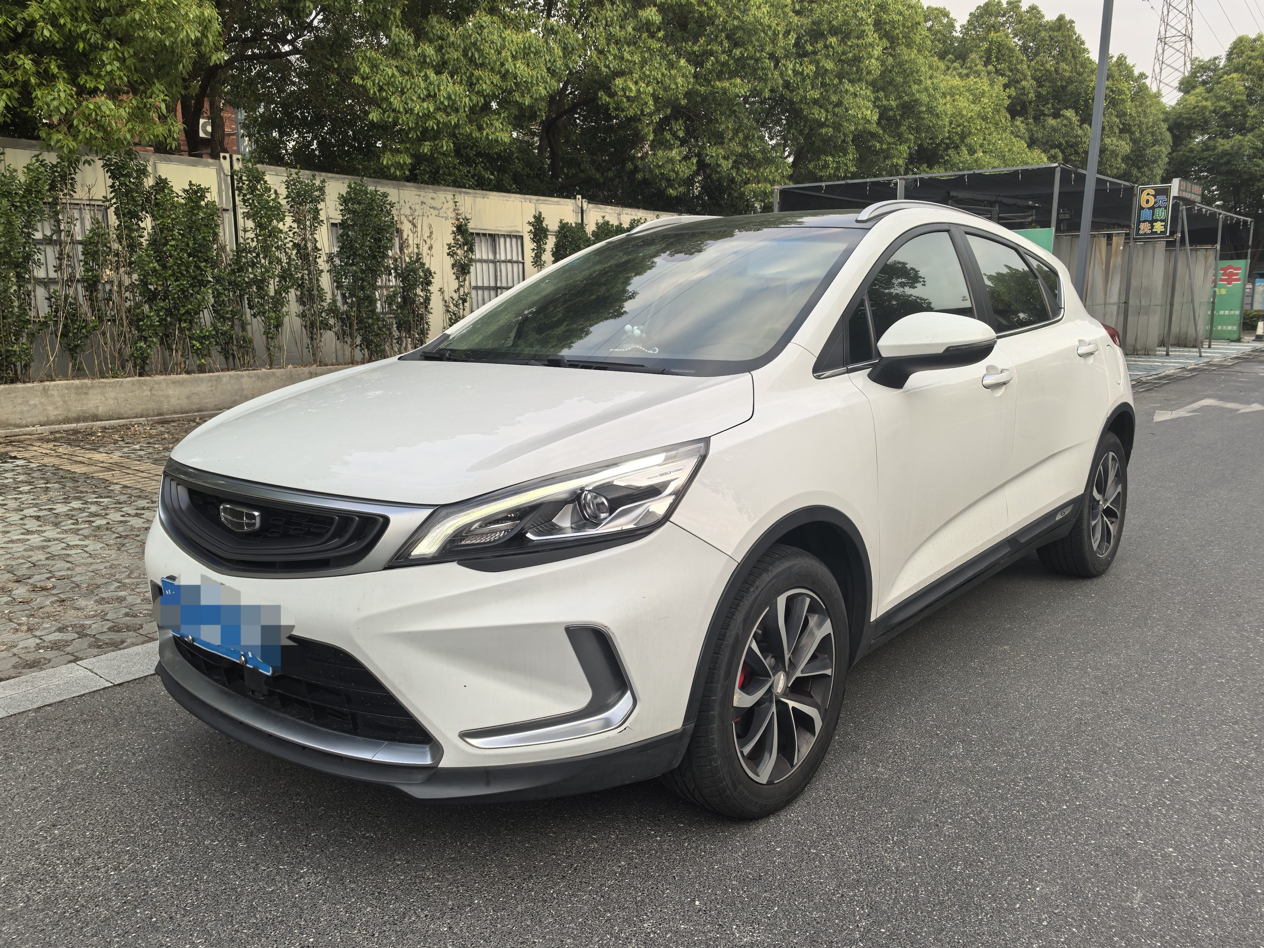 GEELY Emgrand GS 2020 GEELY Emgrand GS 2020 car image