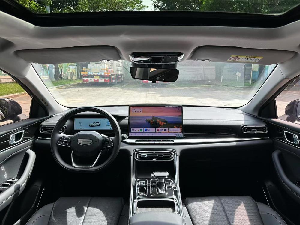 GEELY Emgrand 2026 #7 GEELY Emgrand 2026 imagem de carro #7