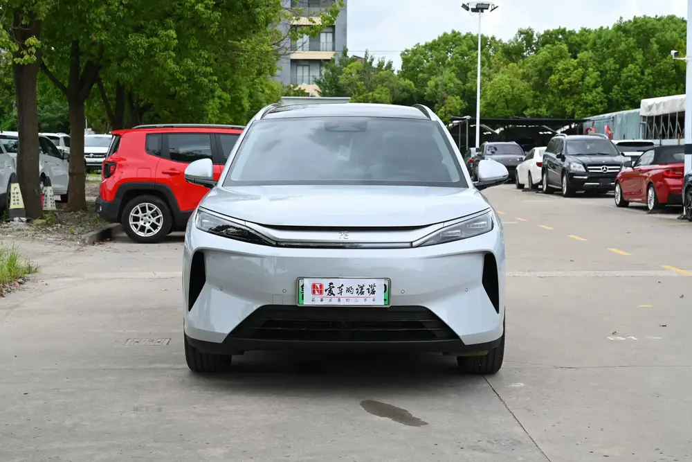 2026 #2 2026 immagine di auto #2