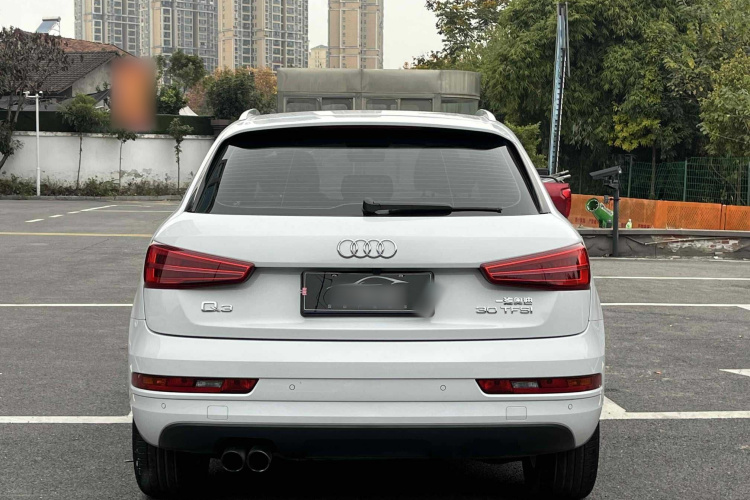 Audi Q3 2018 image de voiture #7