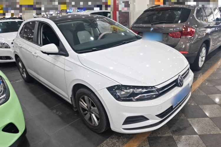 Volkswagen Polo 2023 car image #4