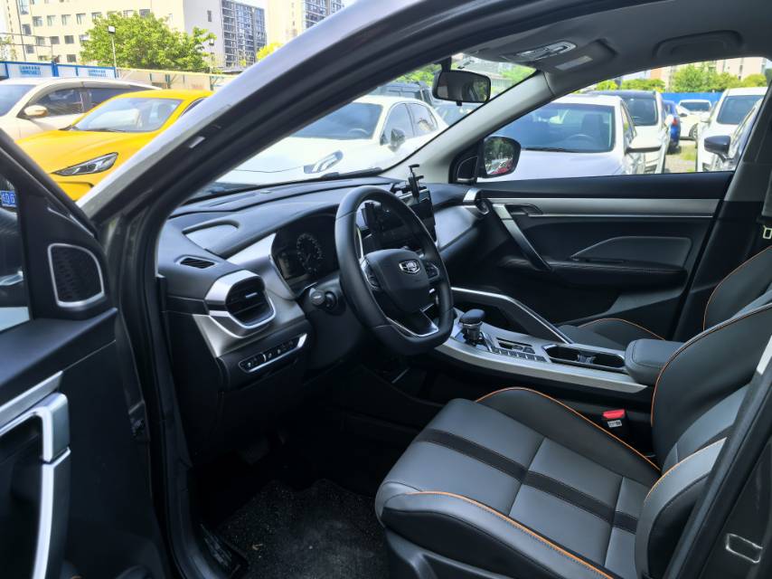 GEELY Coolray 2023 car image #5