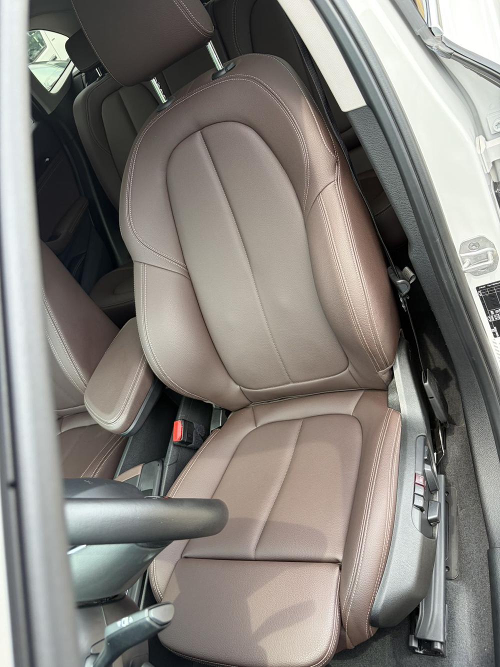 BMW X1 2020 car image #17