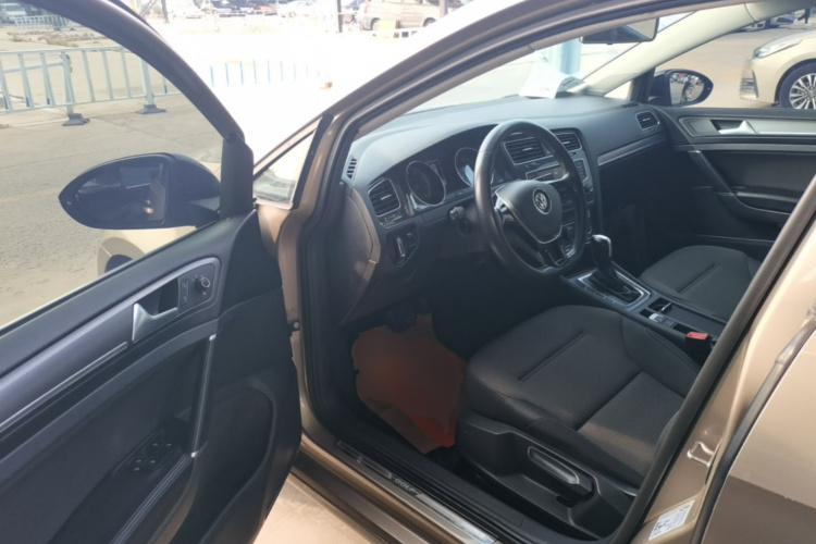 Volkswagen Golf 2018 #16 Volkswagen Golf 2018 car image #16