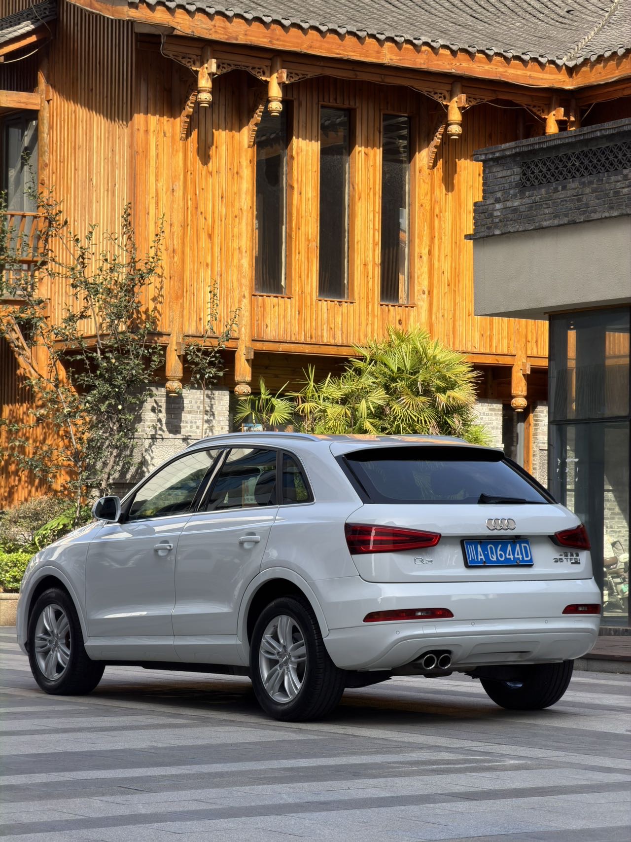 Audi Q3 2014 #4 Audi Q3 2014 car image #4